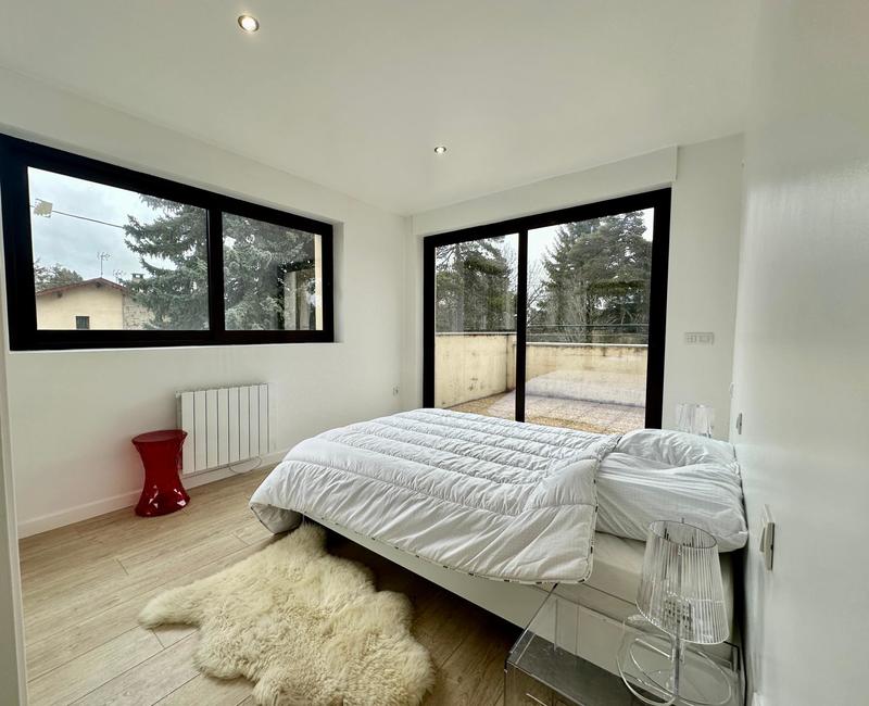 Appartement - 165 m² - 5 pièces