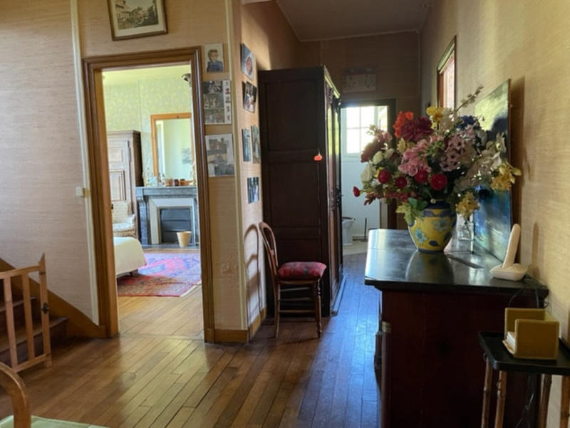 Maison - 316 m² - 10 pièces