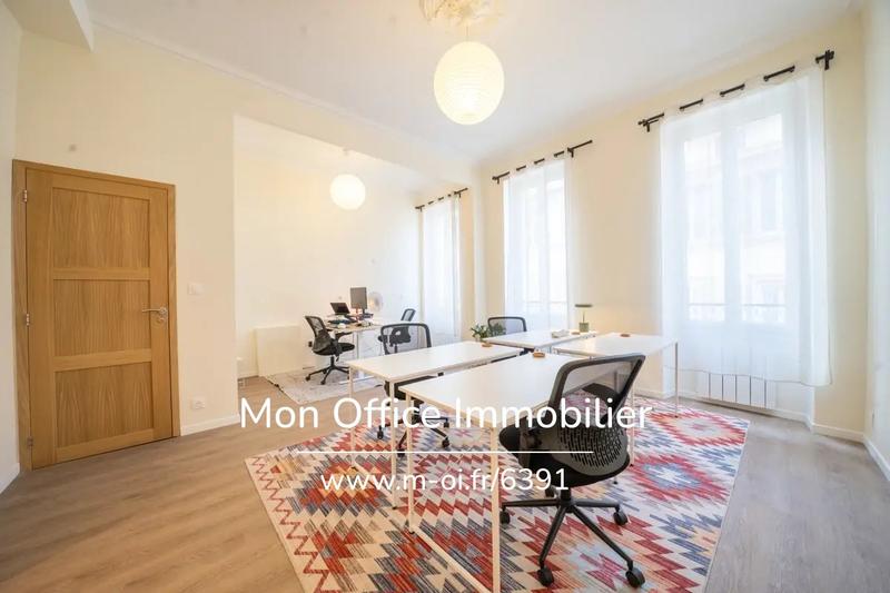 Appartement - 65 m² - 3 pièces