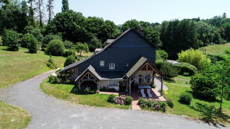 Manoir - 441 m² - 12 pièces