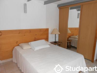 Chambre - 15 m² - 1 pièce