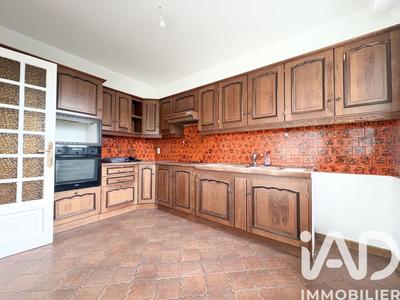 Maison - 134 m² - 6 pièces