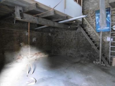 Parking / Garage - 69 m²