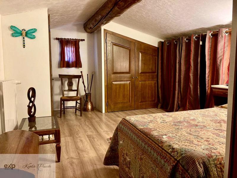 Maison - 259 m² - 7 pièces