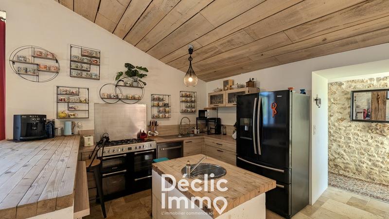 Maison - 388 m² - 11 pièces