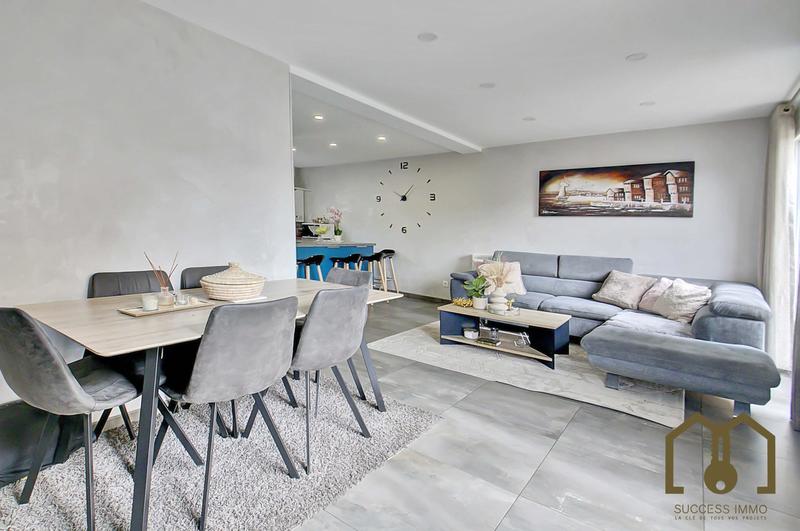 Maison - 80 m² - 4 pièces