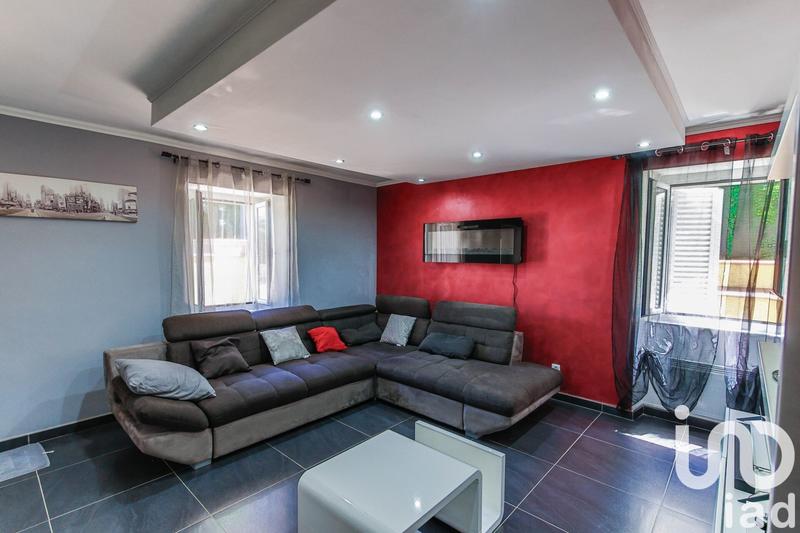 Maison - 175 m² - 9 pièces