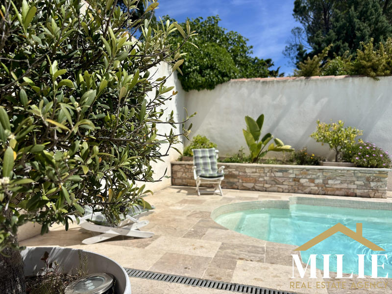 Maison - 95 m² - 4 pièces