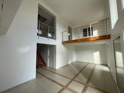 Maison - 208 m² - 7 pièces