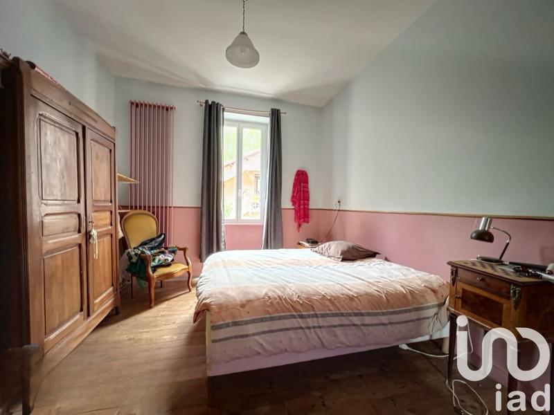 Maison de village - 216 m² - 10 pièces