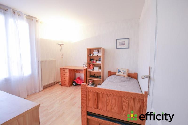 Pavillon - 147 m² - 8 pièces