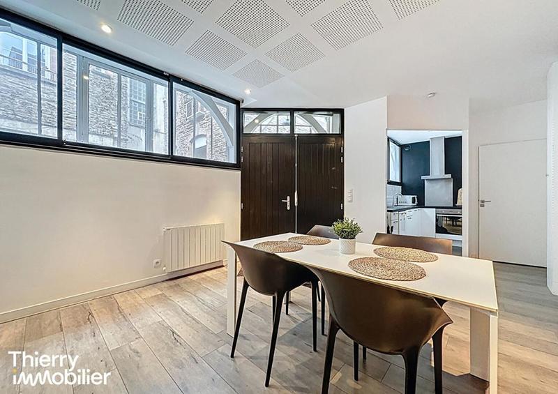 Immeuble - 103 m² - 4 pièces