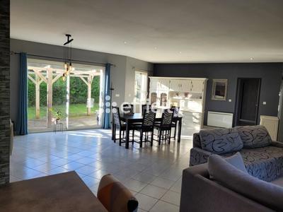 Maison - 160 m² - 5 pièces