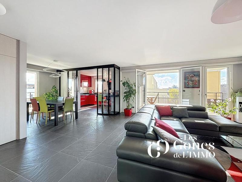 Appartement - 95 m² - 3 pièces