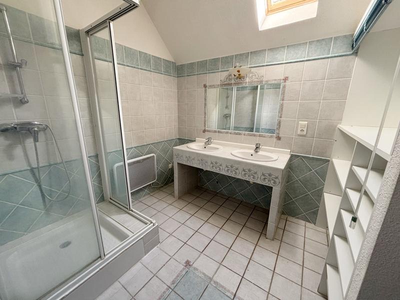 Maison - 98 m² - 4 pièces