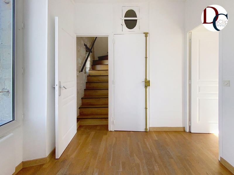 Appartement - 93 m² - 3 pièces