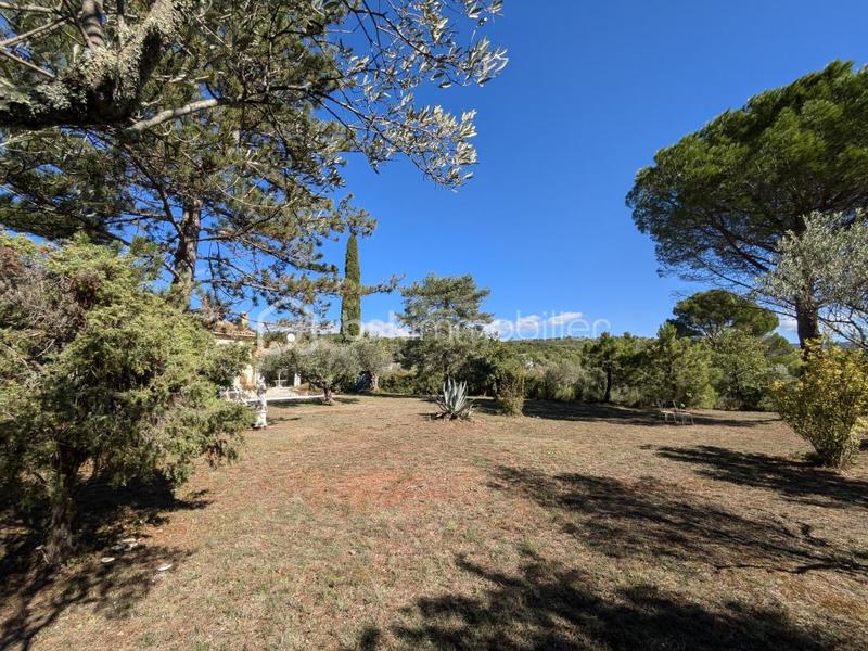 Maison d'architecte - 208 m² - 6 pièces