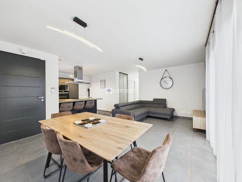 Maison - 77 m² - 4 pièces