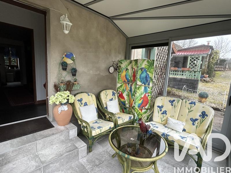 Maison - 255 m² - 16 pièces