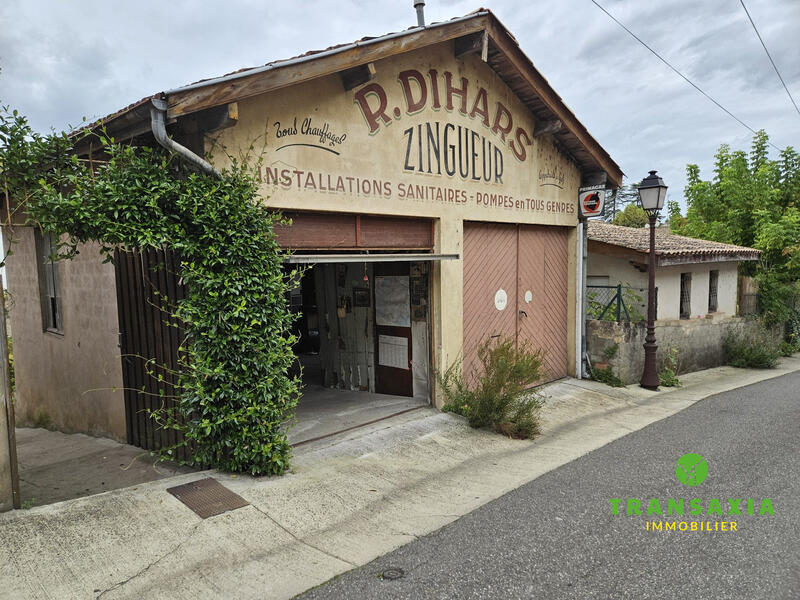 Maison ancienne - 313 m² - 13 pièces