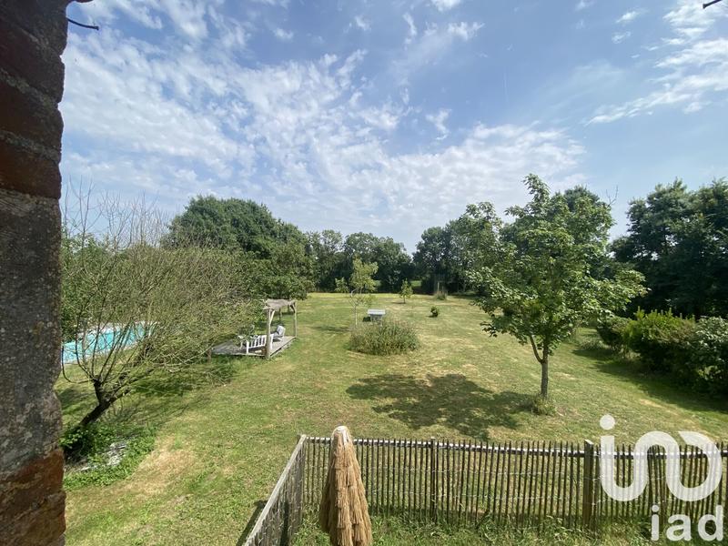 Maison - 590 m² - 20 pièces