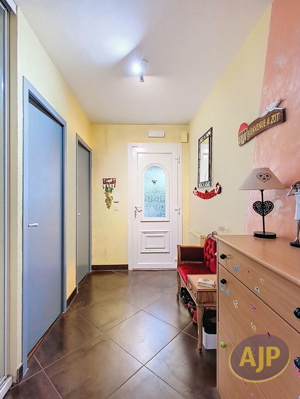 Maison - 138 m² - 5 pièces