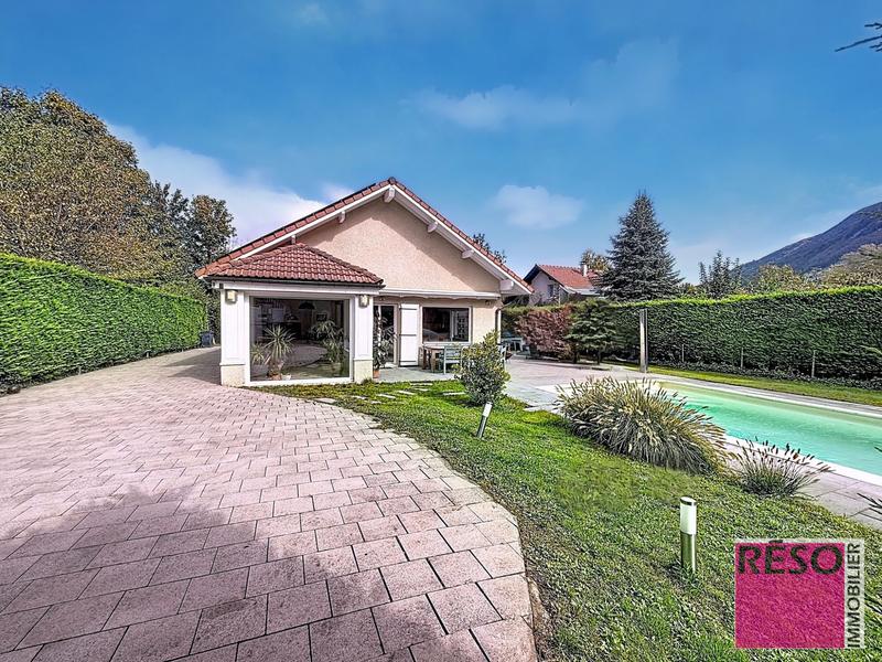 Maison - 167 m² - 5 pièces