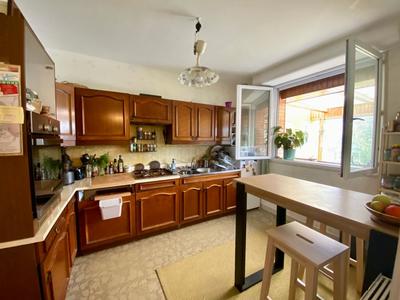 Maison - 92 m² - 4 pièces