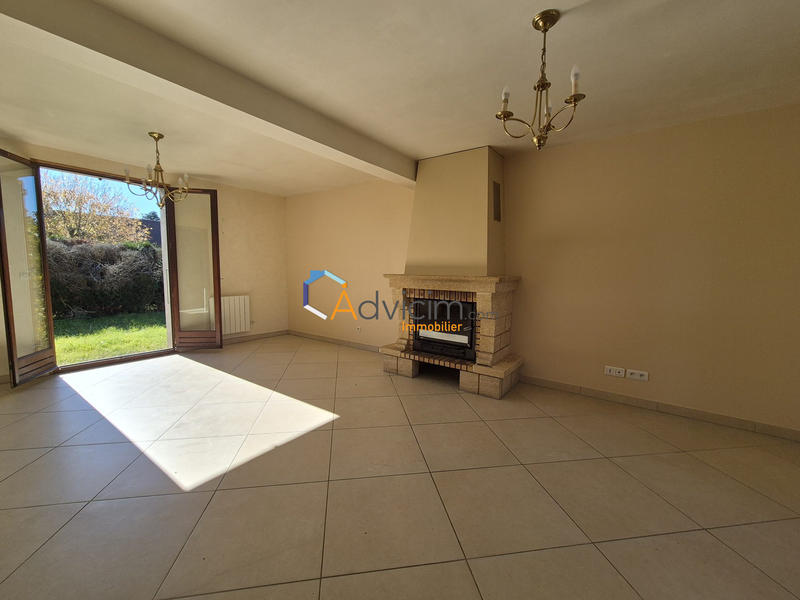 Maison - 93 m² - 4 pièces