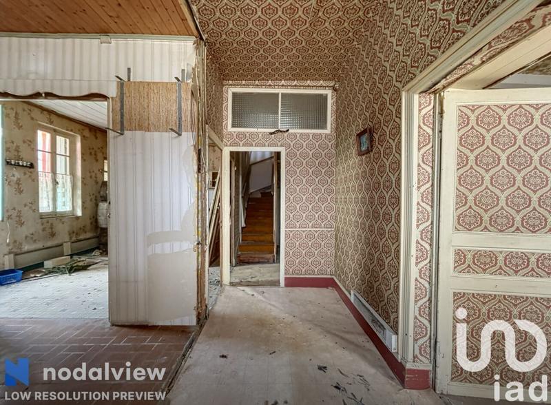 Maison - 210 m² - 8 pièces