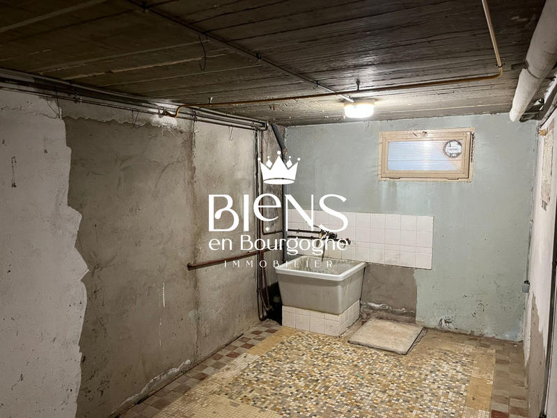 Maison - 85 m² - 5 pièces