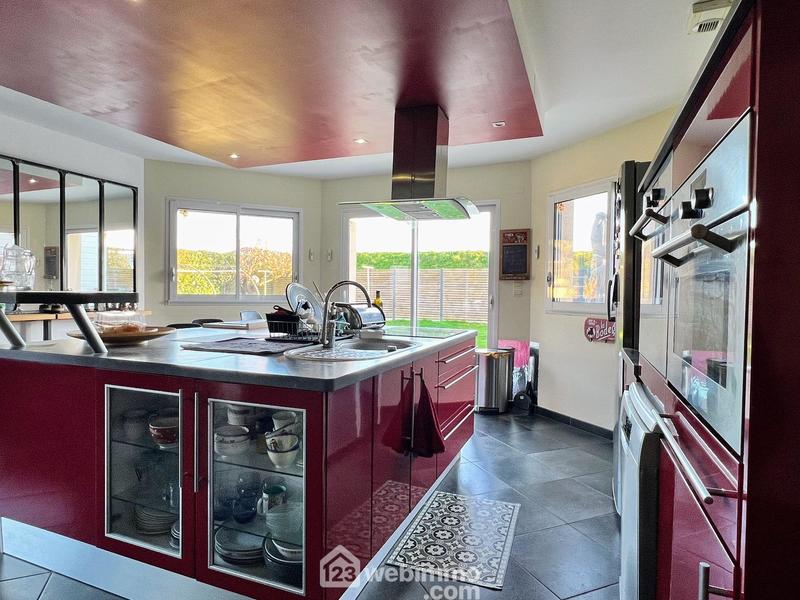 Maison - 165 m² - 6 pièces