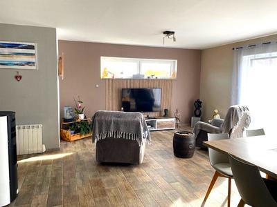 Maison - 96 m² - 5 pièces