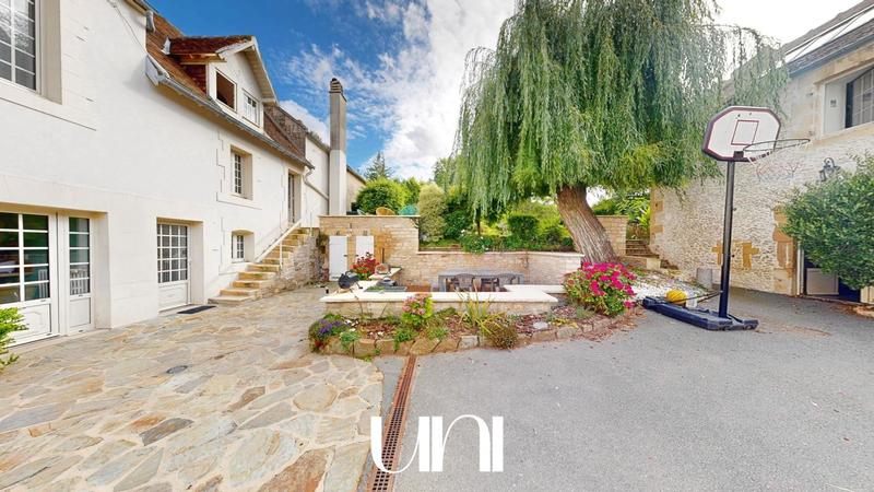 Maison - 165 m² - 6 pièces