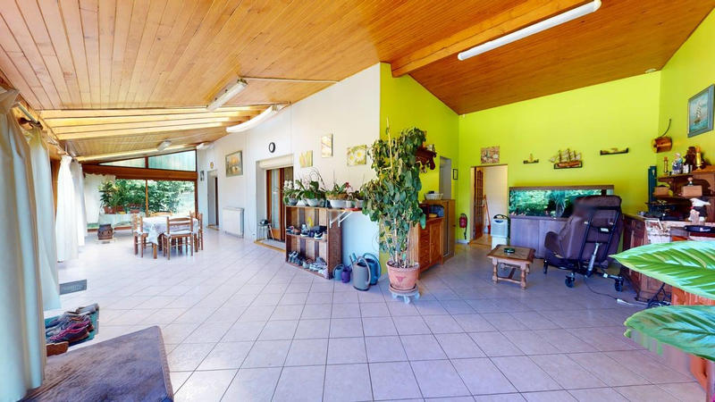 Maison - 172 m² - 7 pièces