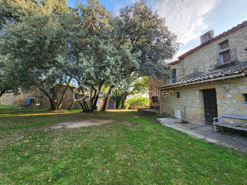 Propriété - 400 m² - 13 pièces