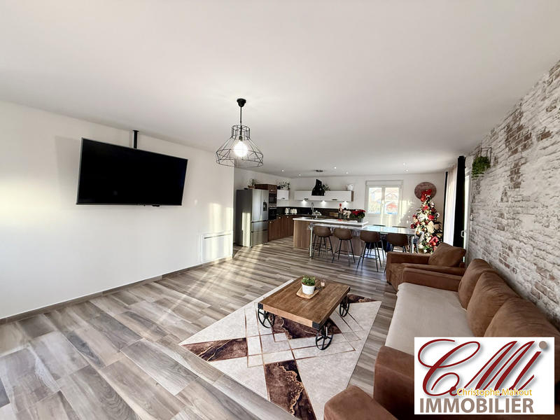 Maison - 97 m² - 5 pièces