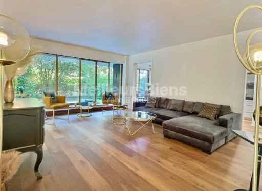 Appartement ancien - 113 m² - 5 pièces