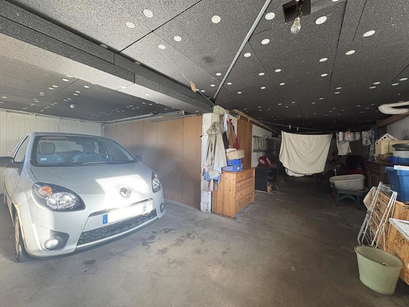 Maison - 92 m² - 6 pièces