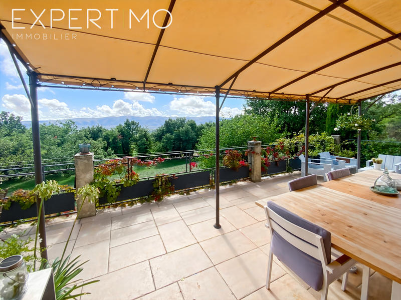 Villa - 138 m² - 6 pièces