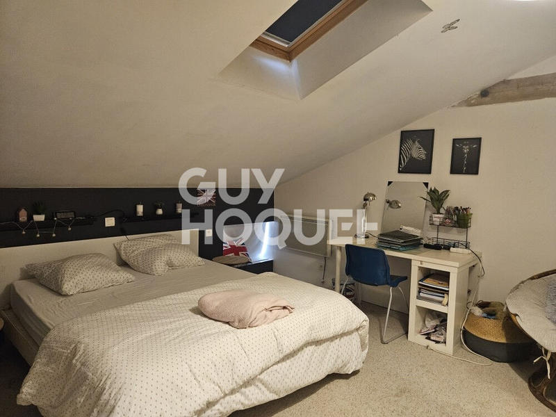 Maison - 280 m² - 6 pièces