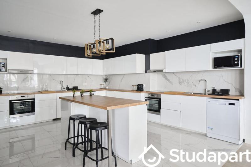 Chambre - 14 m² - 1 pièce