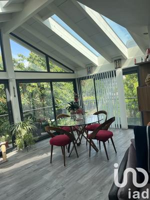 Maison - 115 m² - 6 pièces