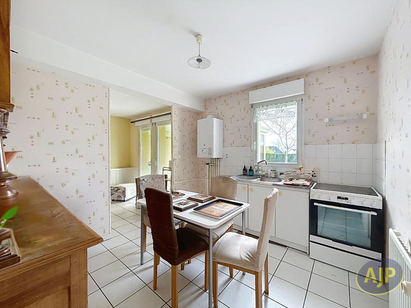 Maison - 68 m² - 4 pièces