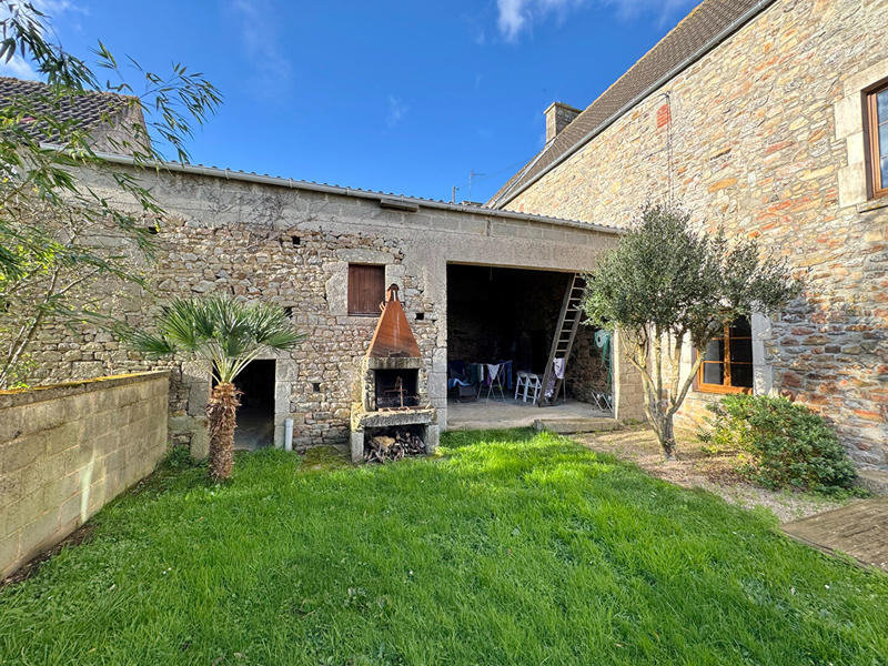 Maison - 180 m² - 6 pièces