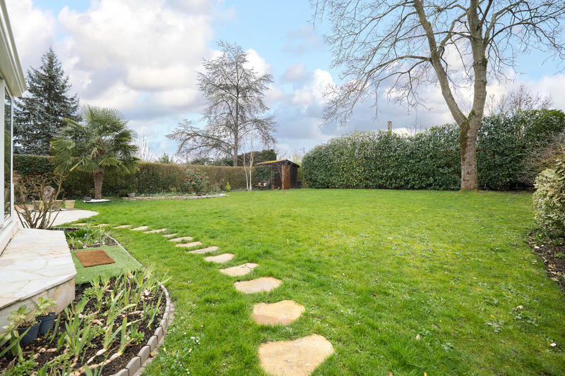 Maison - 162 m² - 7 pièces