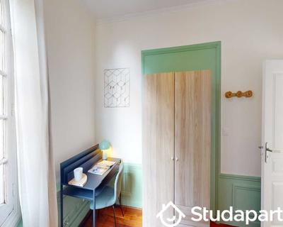 Chambre - 60 m² - 1 pièce