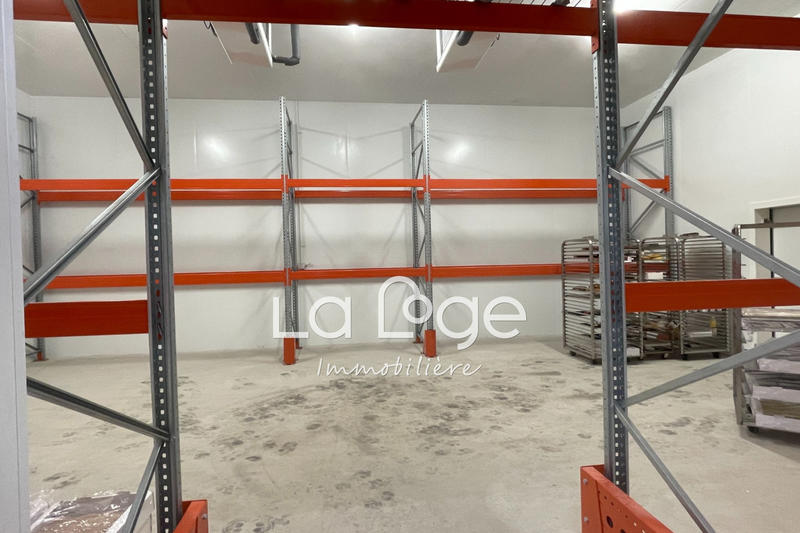 Local commercial - 700 m²