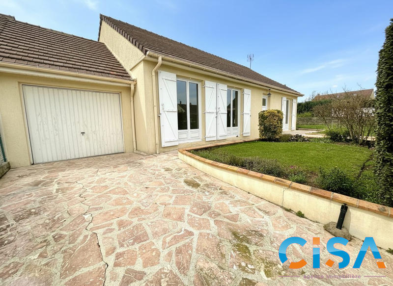 Maison - 92 m² - 5 pièces