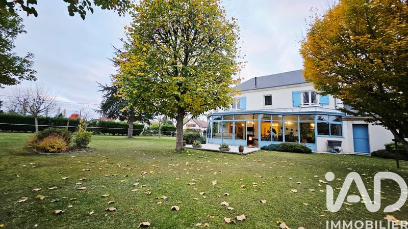 Maison - 190 m² - 6 pièces